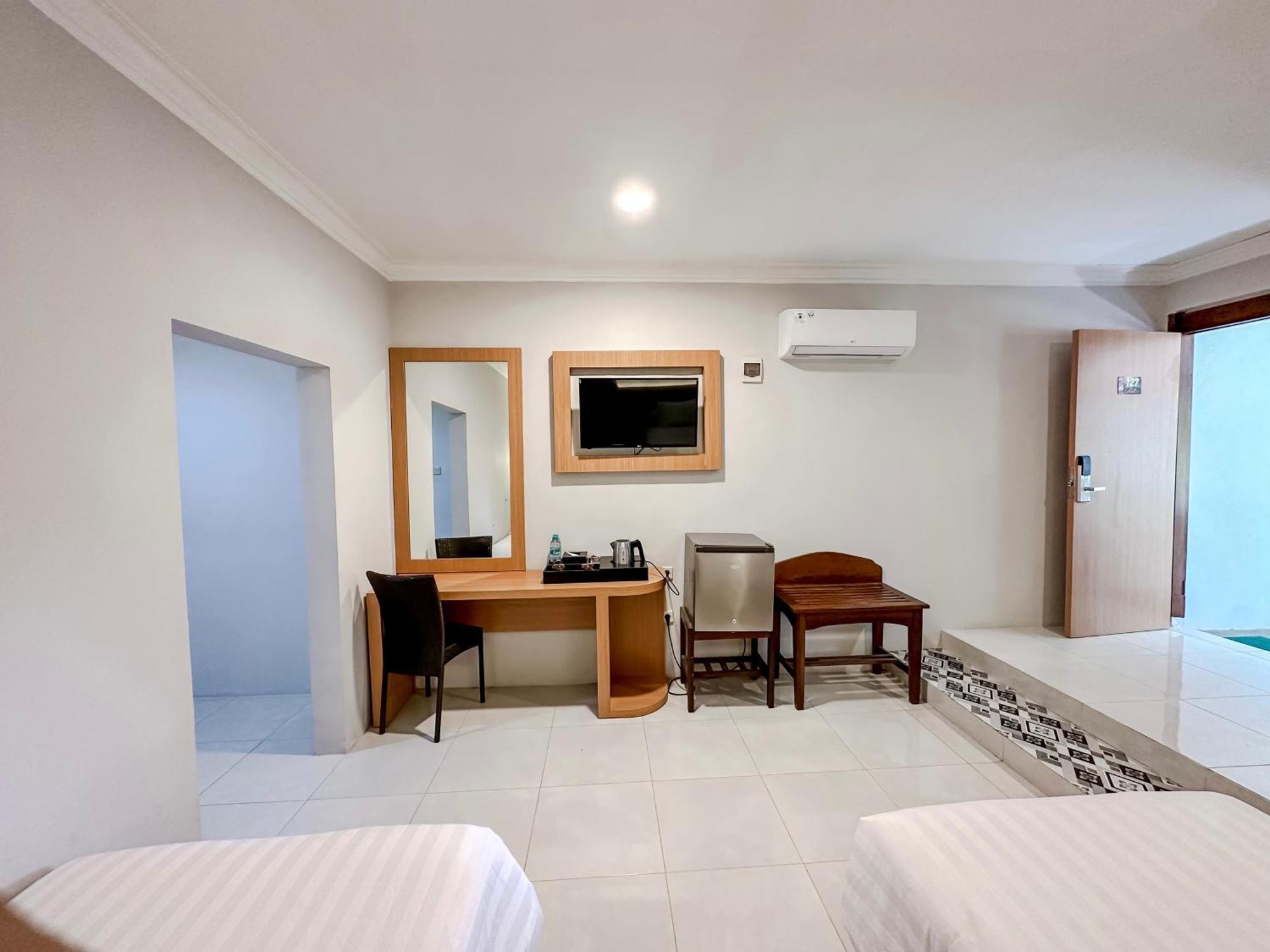 Votel Manyar Resort Banyuwangi Ketapang  Экстерьер фото